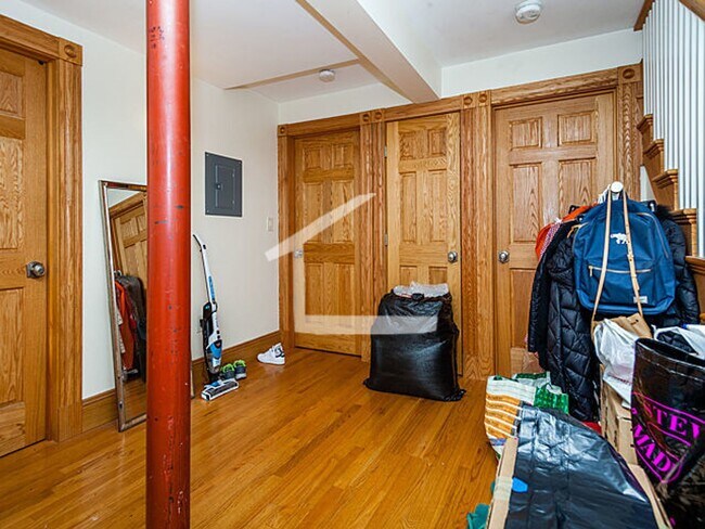 Foto del edificio - Nice 4 bed in Beacon Hill