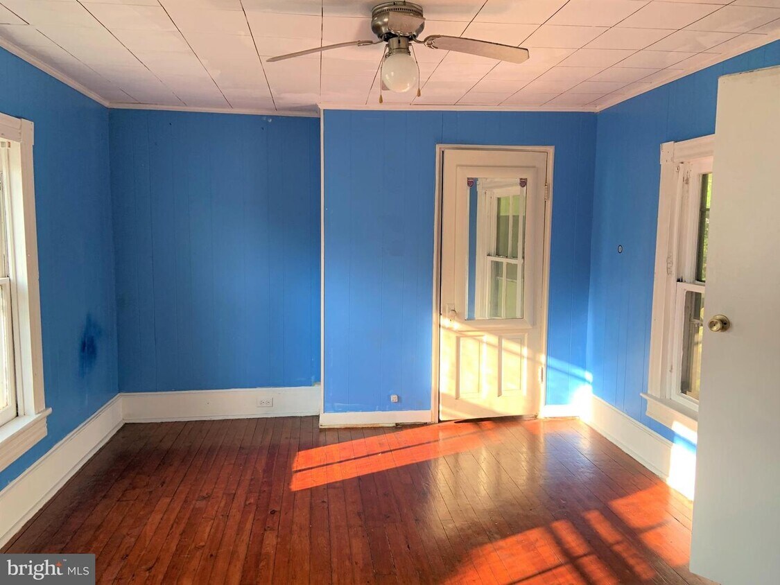 146 E Main St, Hancock, MD 21750 House Rental in Hancock, MD