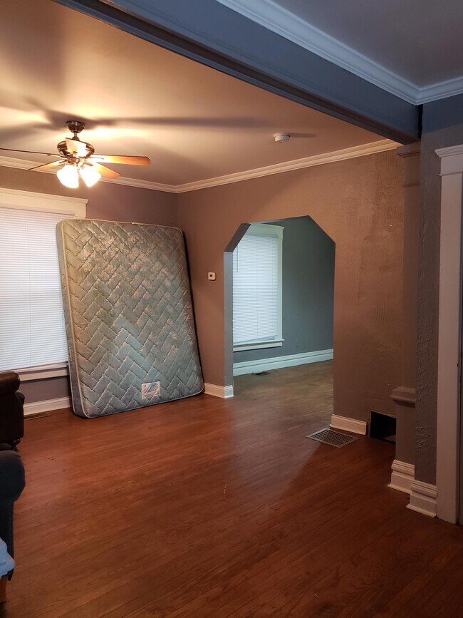 Foto del edificio - 923 N Sycamore St