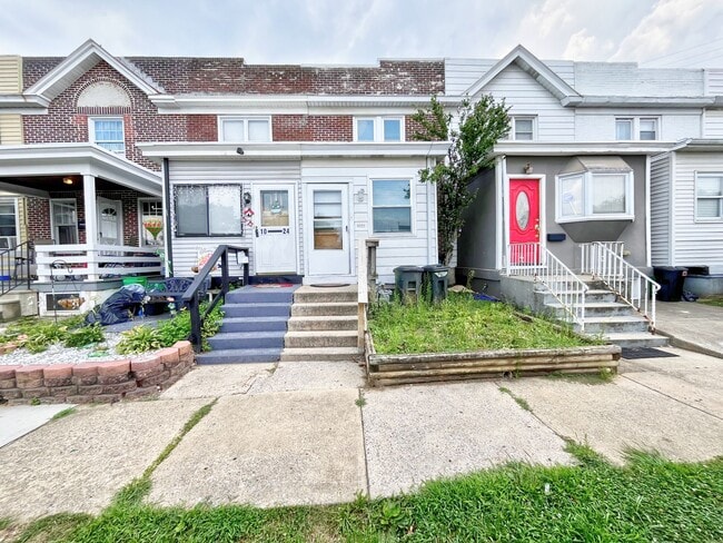 Building Photo - 1022 S 10th St