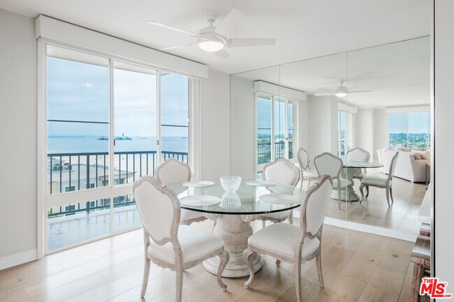 Foto del edificio - 850 E Ocean Blvd