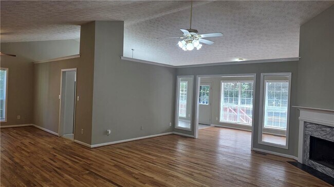Building Photo - 2994 Hickory Run Cir NW