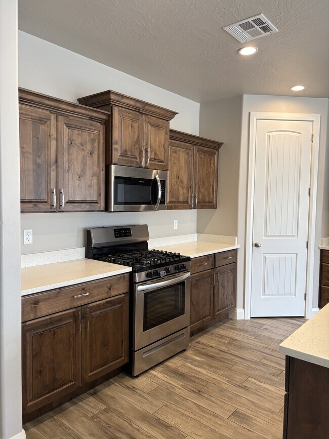 Foto del edificio - 3519 175 N St