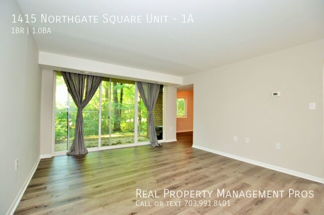 Foto del edificio - Beautifully Renovated Northgate Condo For ...