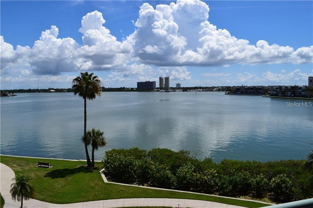 Foto principal - 8021 Sailboat Key Blvd S