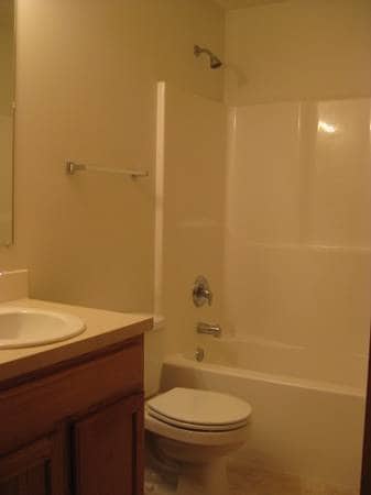 Building Photo - Great Home Near New Schools and Fallbrook ...