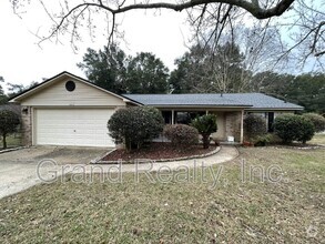 Building Photo - 3965 Deerwood Cir