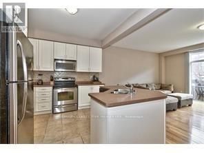 Building Photo - 2307 Whistling Springs Crescent