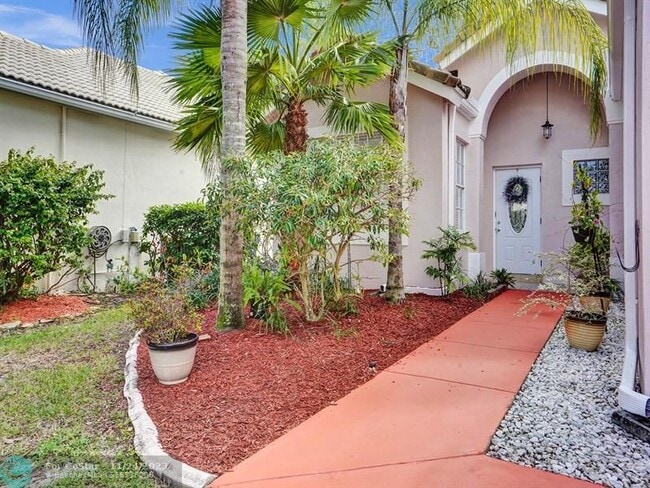 Foto del edificio - 4718 NW 21st Ct