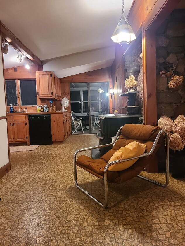 Foto principal - 854 Quaker Ridge Rd