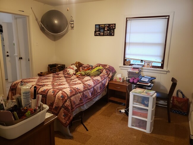 Foto del edificio - 1001 Shelby Dr