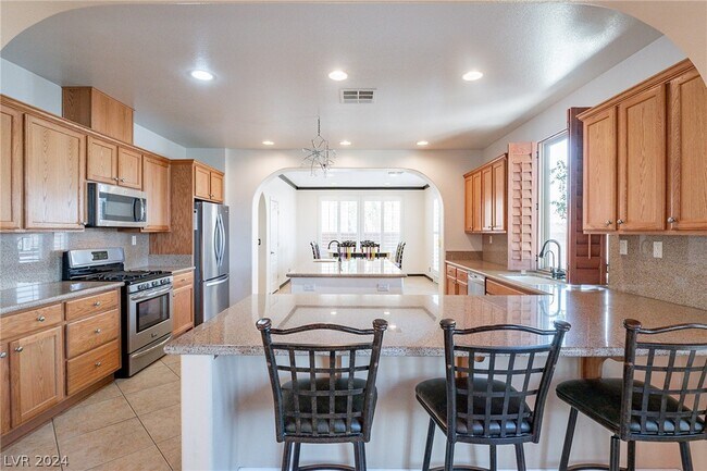 Building Photo - 2056 Nature Park Dr