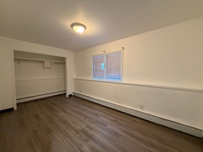 Building Photo - 138 N Klevin St