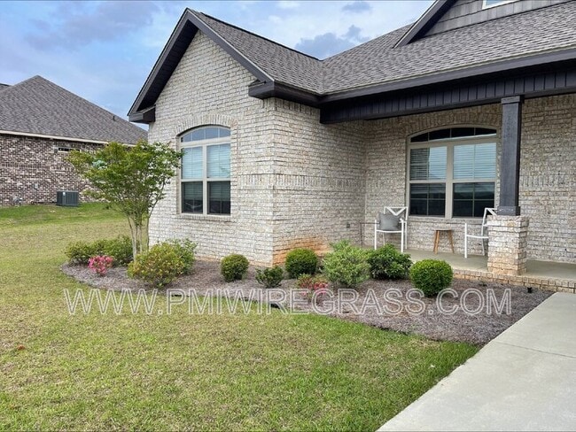 Foto del edificio - 117 Crest Hill Dr