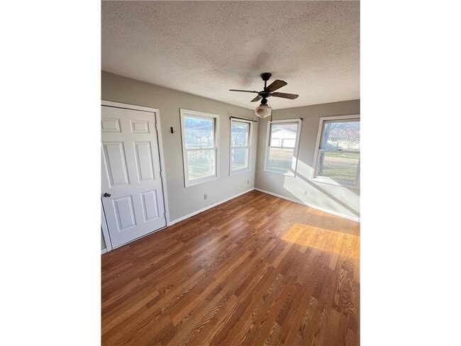 Building Photo - 1811 Judd Ave N