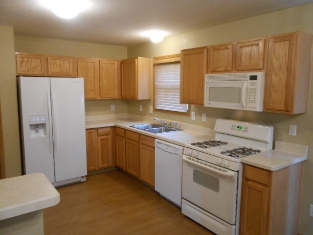 Foto del edificio - 485 Sycamore Creek St