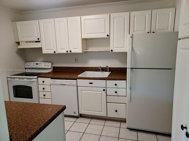 Foto del edificio - 6930 NW 31st Ave