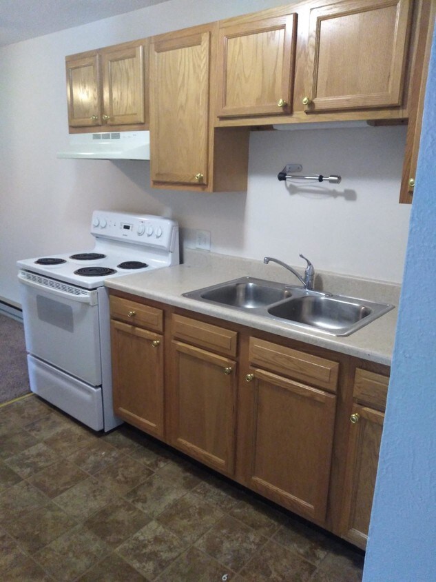 Foto principal - 2059 W Alexis Rd