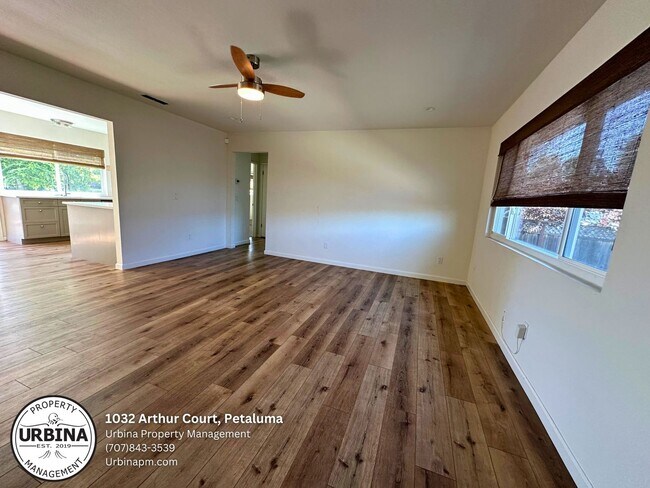 Foto del edificio - Charming Petaluma 2-Bedroom Home with Larg...