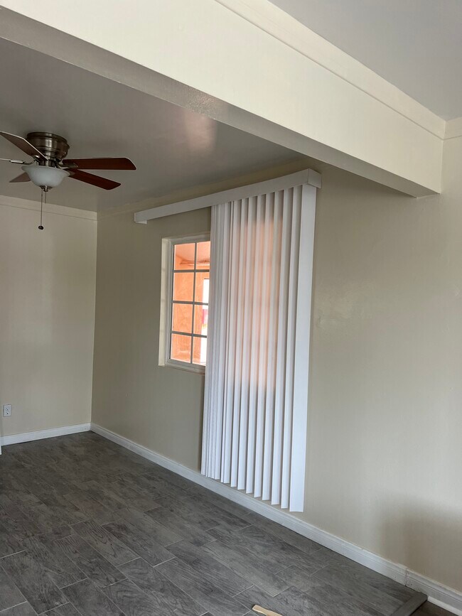 Dining Room - 1380 N Los Robles Ave