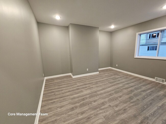 Building Photo - Newly Renovated 2 bedroom 1 bath home for ...