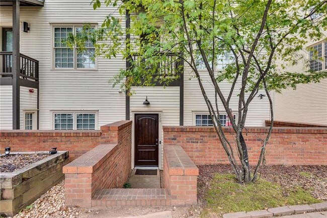 Foto del edificio - 3371 Dogwood Dr