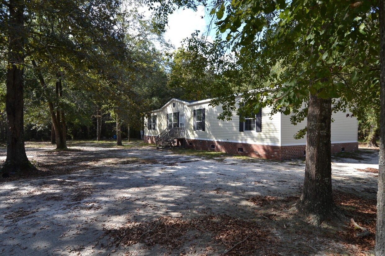 Primary Photo - Mobile Home For Rent