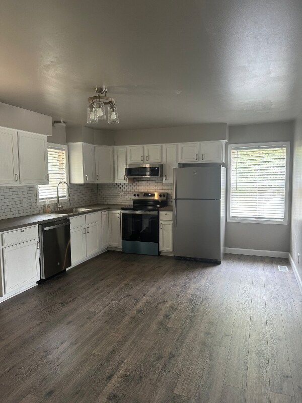 Foto del edificio - 104 Fremont Ln