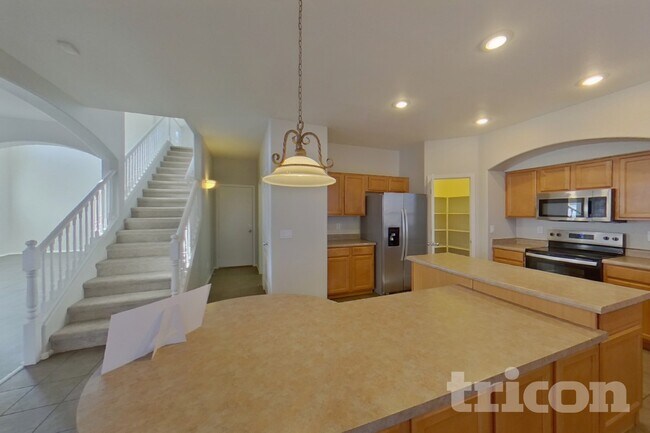 Foto del edificio - 42614 W Venture Rd