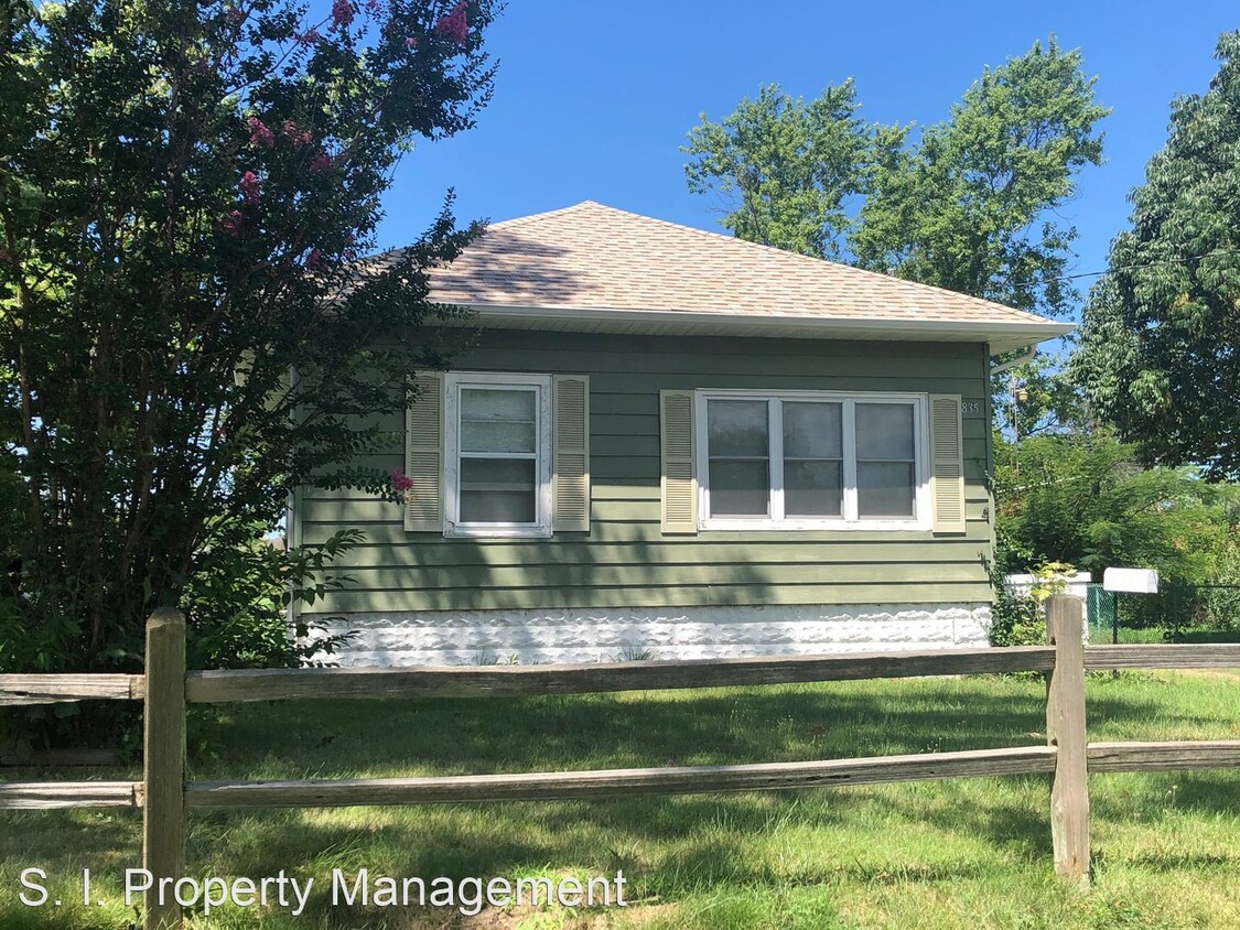 Foto principal - 2 br, 1 bath House - 835 S. Jefferson Ave.