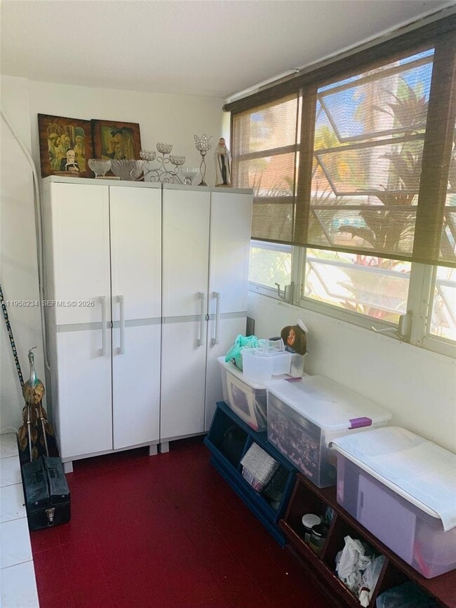 Foto del edificio - 1333 Hallandale Beach Blvd