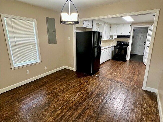 Foto del edificio - 4202 Whitlock St