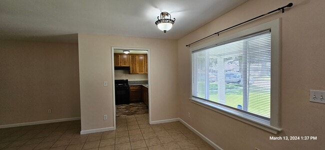 Foto del edificio - Charming Updated Single Story Home is Cent...