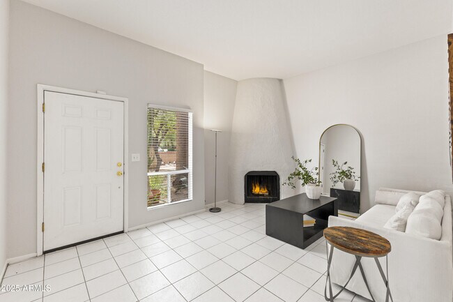 Building Photo - 4540 N 44th St