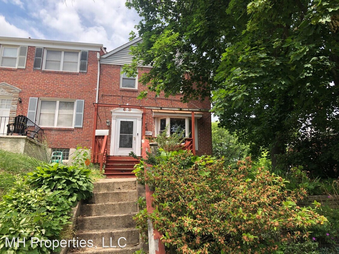 Primary Photo - 3 br, 1.5 bath House - 6010 Falkirk Road