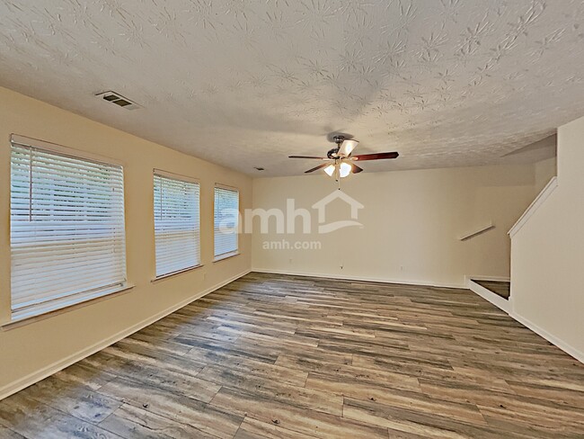 Building Photo - 159 Holly Mill Village Drive