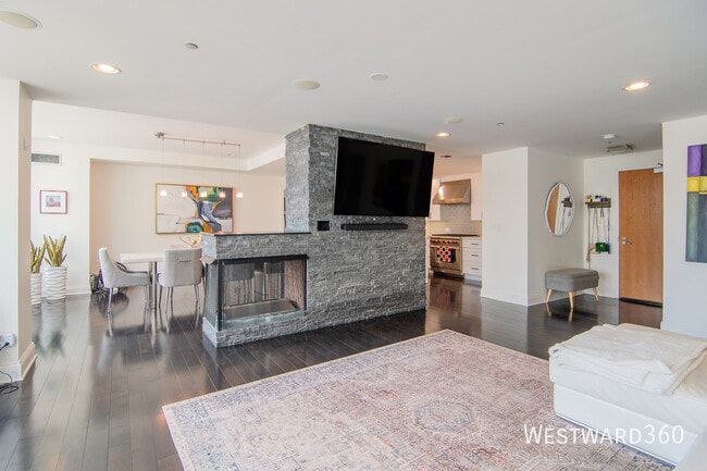 Foto del edificio - 600 N Kingsbury St