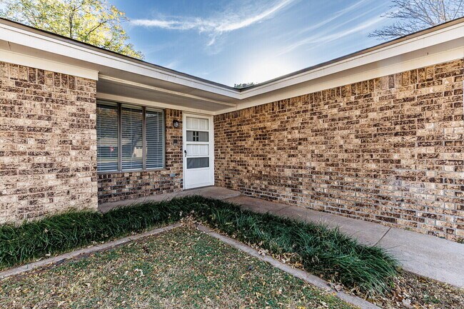 Foto del edificio - 4813 73rd St