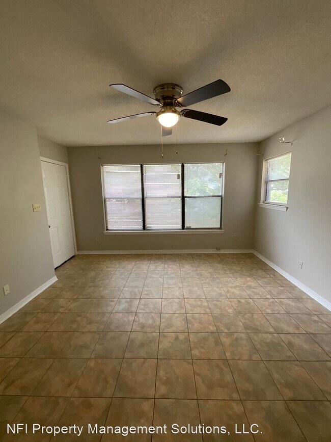 Foto del edificio - 3 br, 1.5 bath House - 4525 Florelle Way