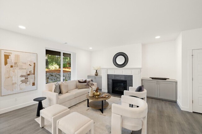 Foto del edificio - 4Bd/3.5Ba Covington House