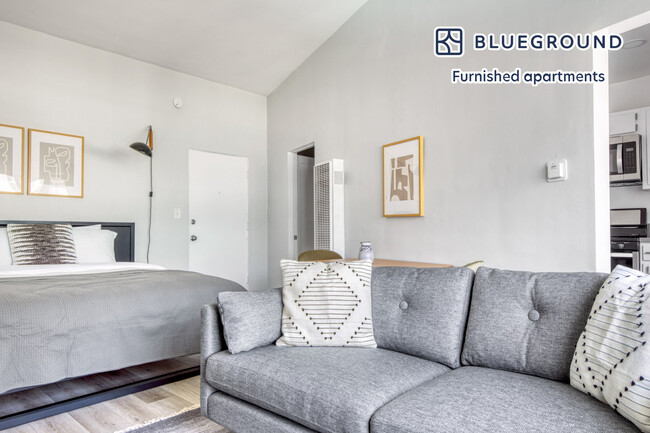 Foto del edificio - 1253 Havenhurst Dr