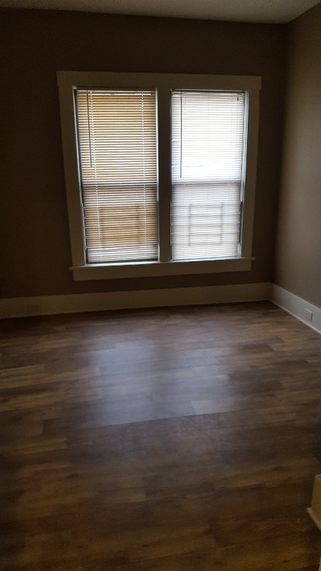 Building Photo - 702 S Olympia Ave