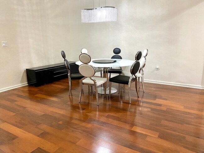 Foto del edificio - 57 Morgan Way