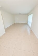 Building Photo - 3609 Polk St