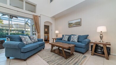 Building Photo - 8136 Sun Palm Dr