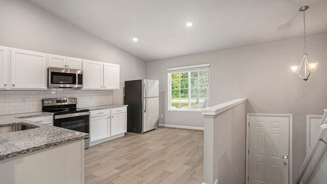 Building Photo - 5376 Eric St