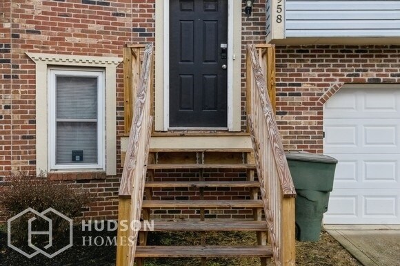 Foto del edificio - NOW AVAILABLE! - 1958 Vandalia Ct, Columbu...