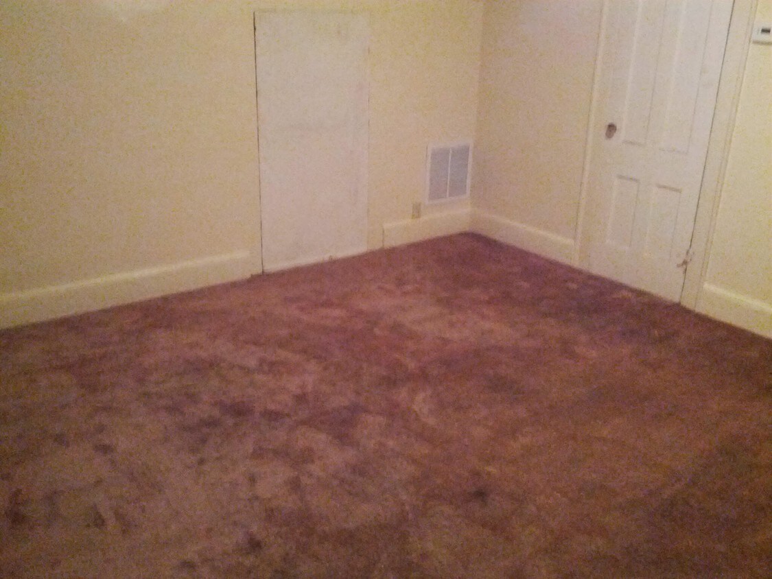 246 Hallock Ave Unit 3, New Haven, CT 06519 Room for Rent in New