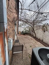 Building Photo - 2710 Briarhurst Dr