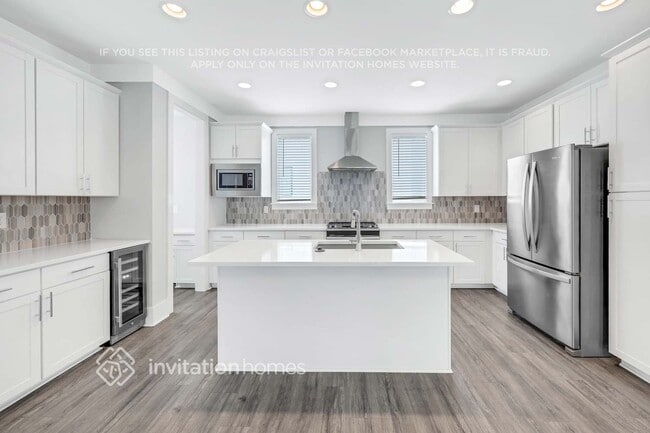 Building Photo - 240 Founders Ln